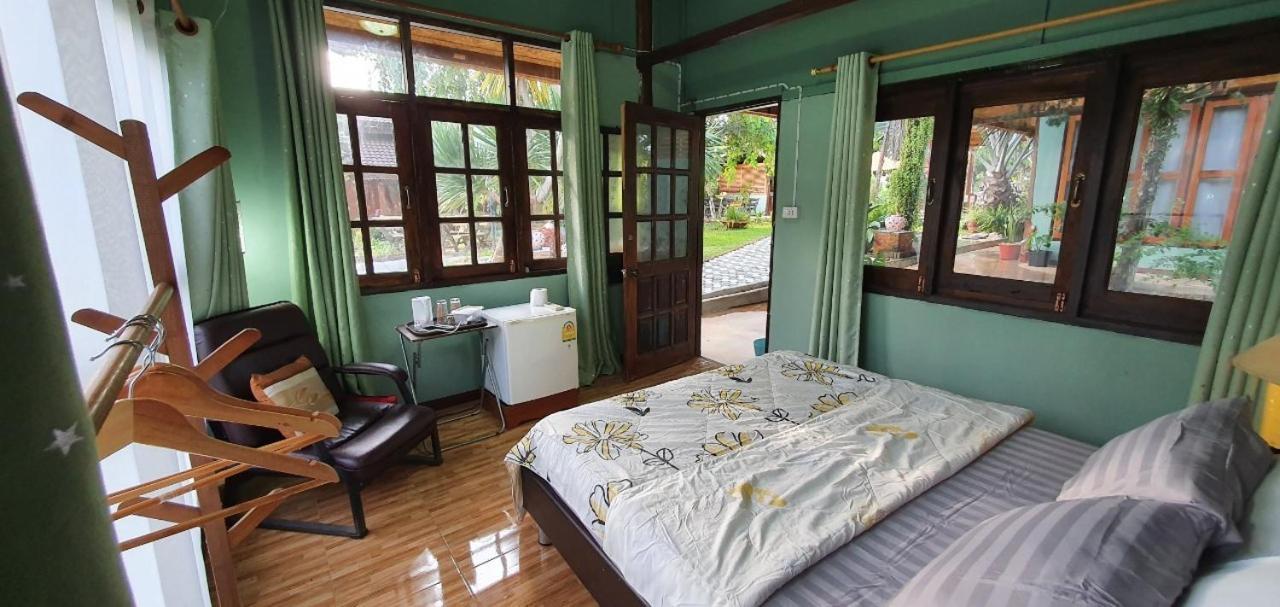 Baan Suan Taboon Homestay Чианг Рай Екстериор снимка